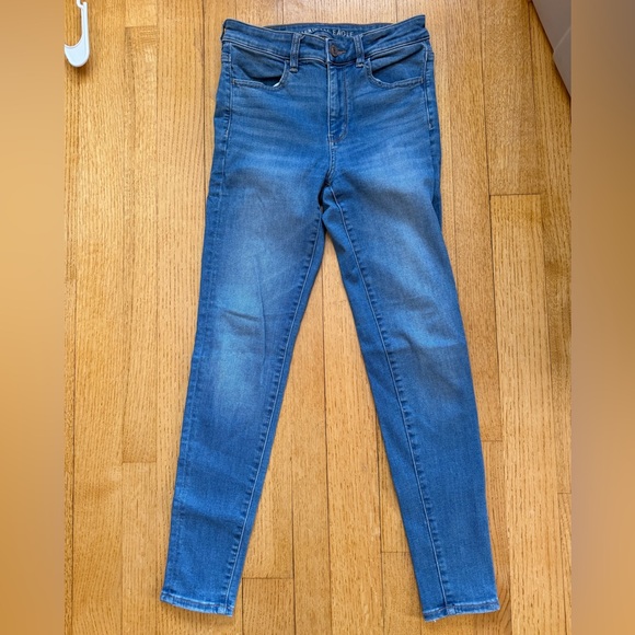 American Eagle Next Level High-Waisted Jegging Size 6 - Picture 3 of 5